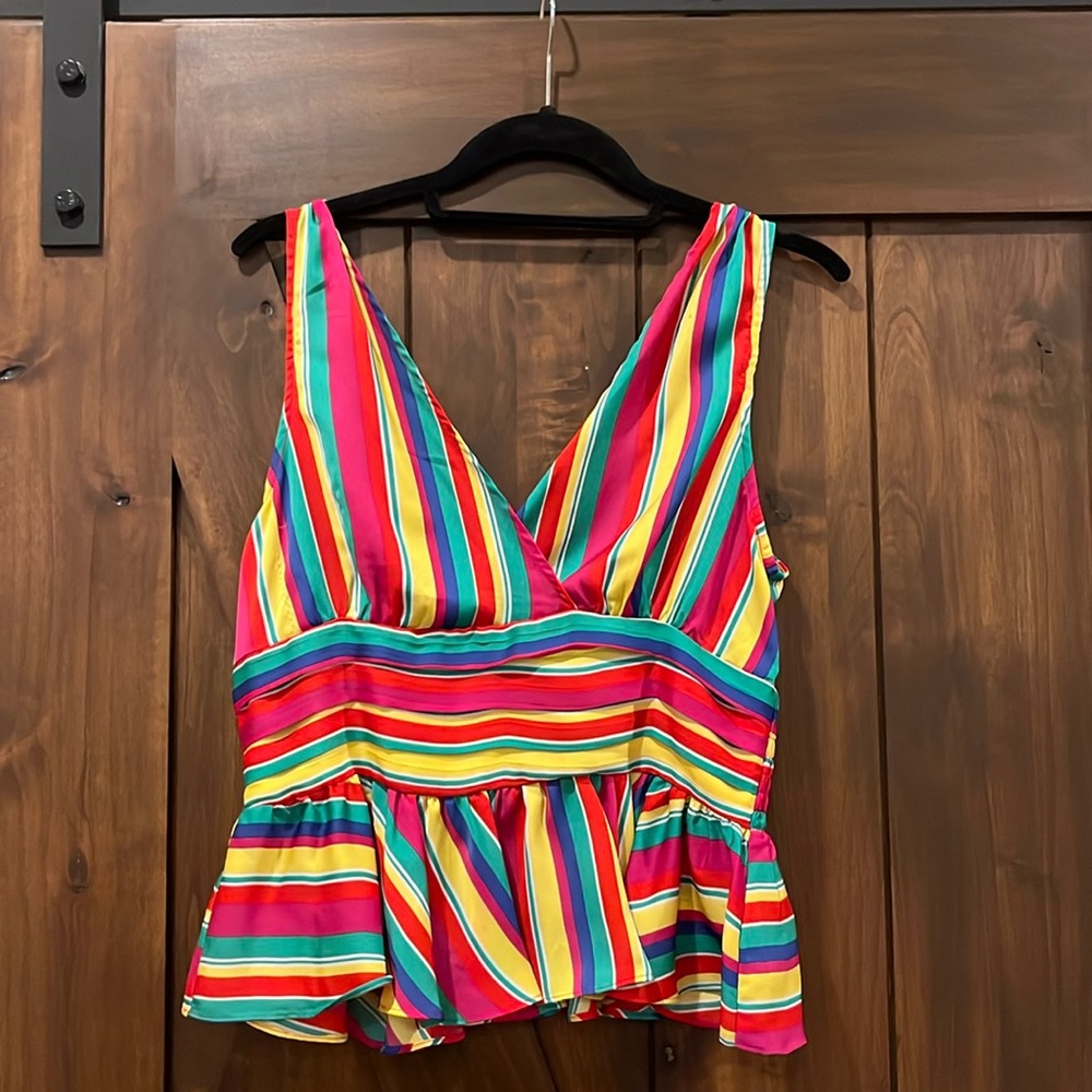 Colorful top